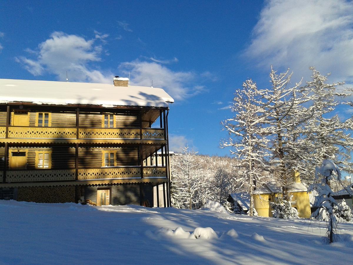 Svajciarsky Dom Guest House Vysoké Tatry Eksteriør bilde